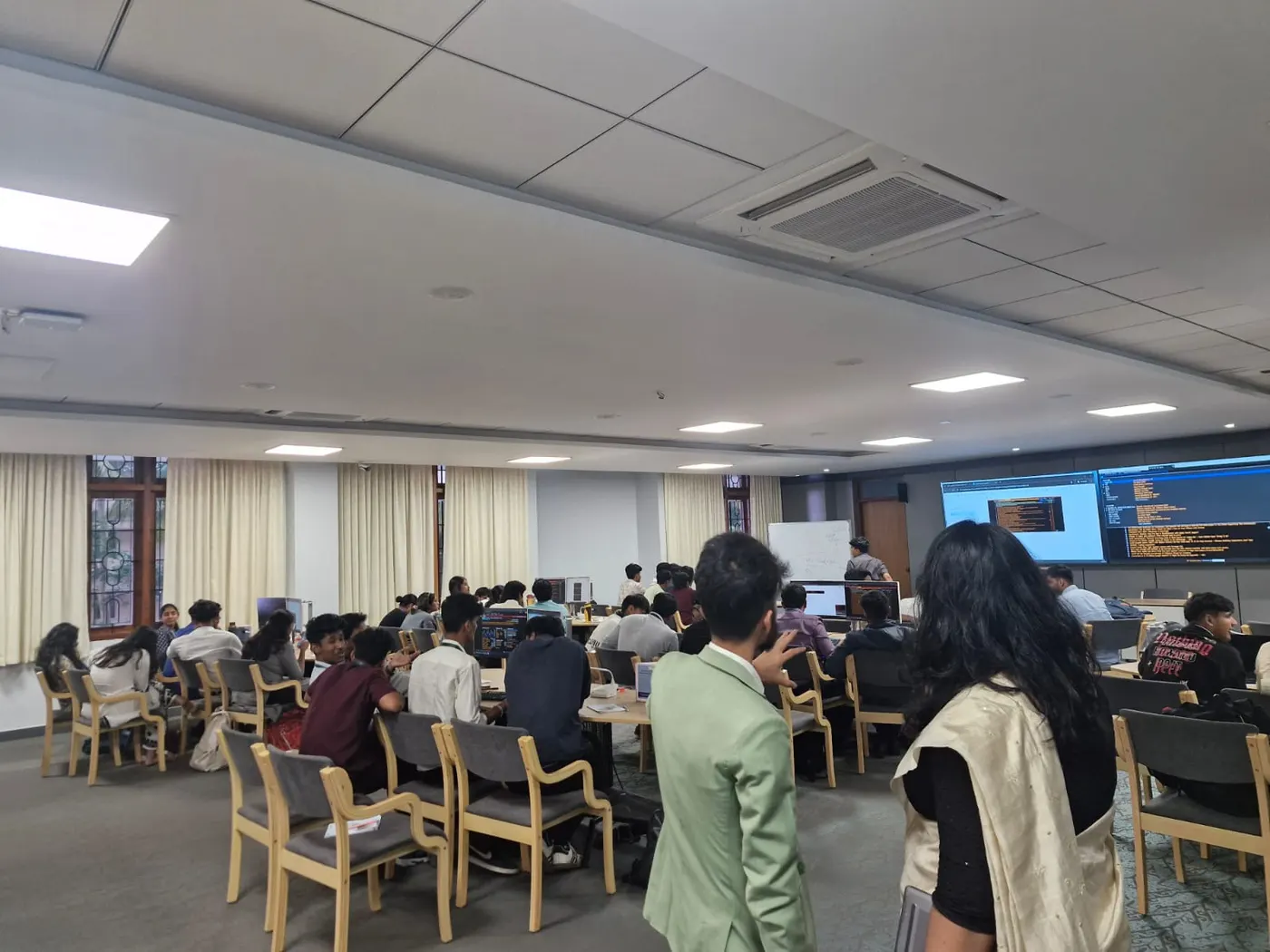 Students at a Bloomberg Lab session